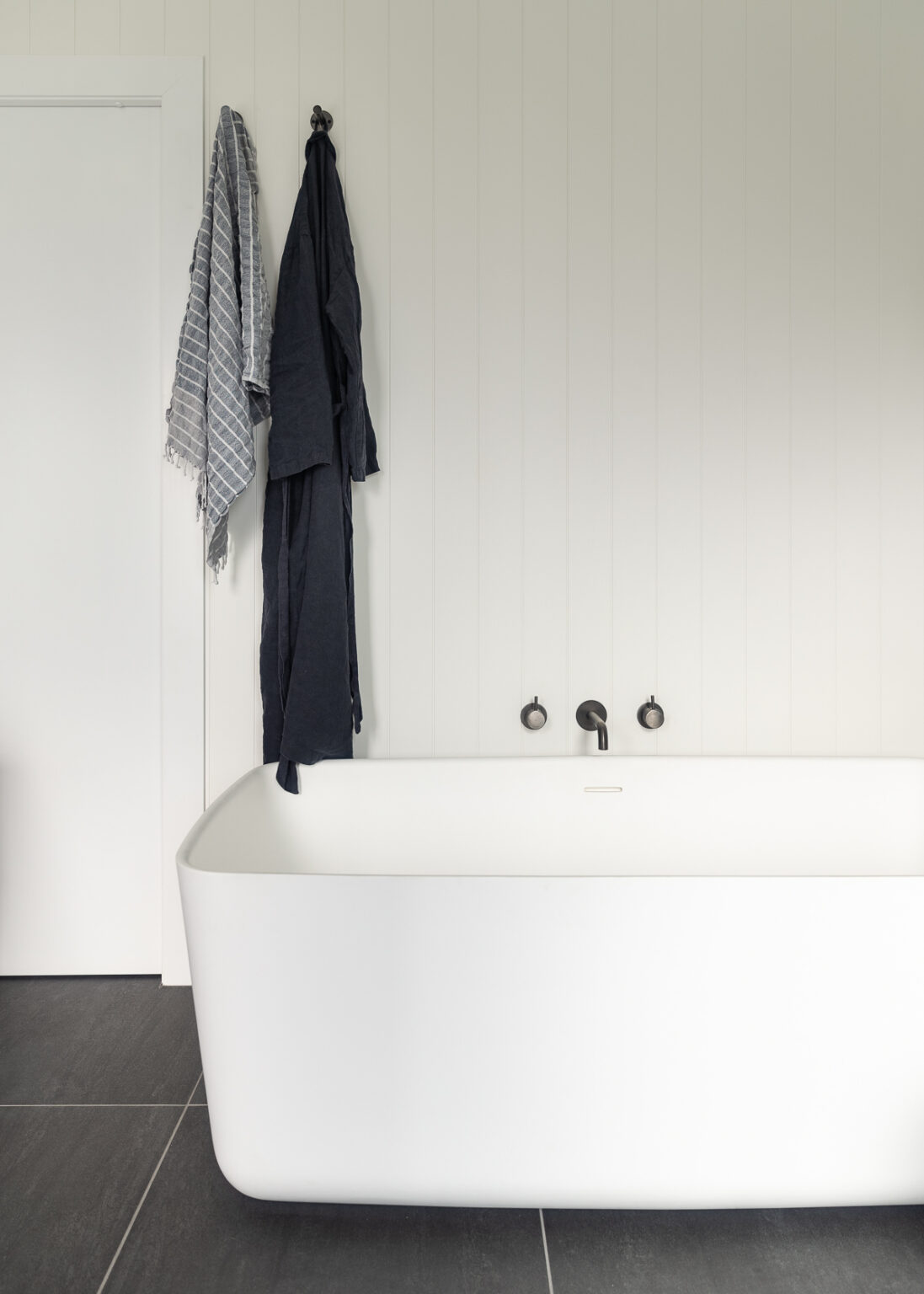 The Boat House bathroom